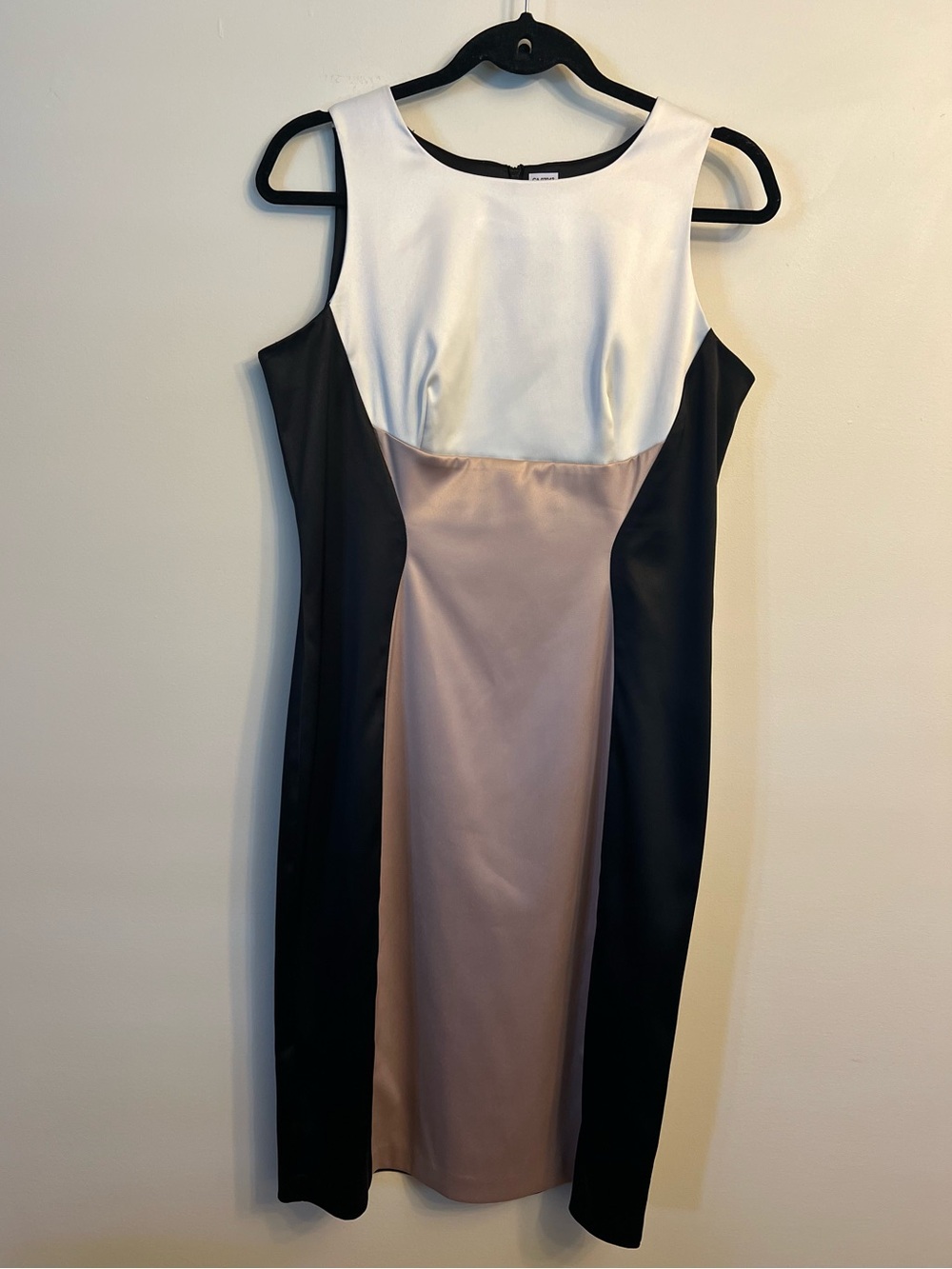 Gabby Skye White, Blush & Black Colorblock Sheath Dress